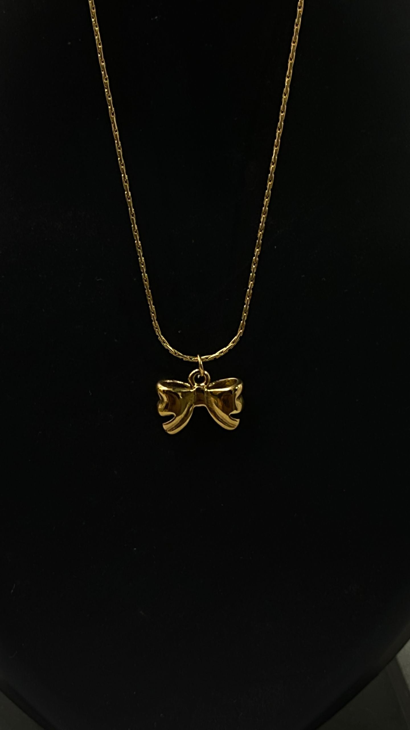 Dainty Bow Necklace