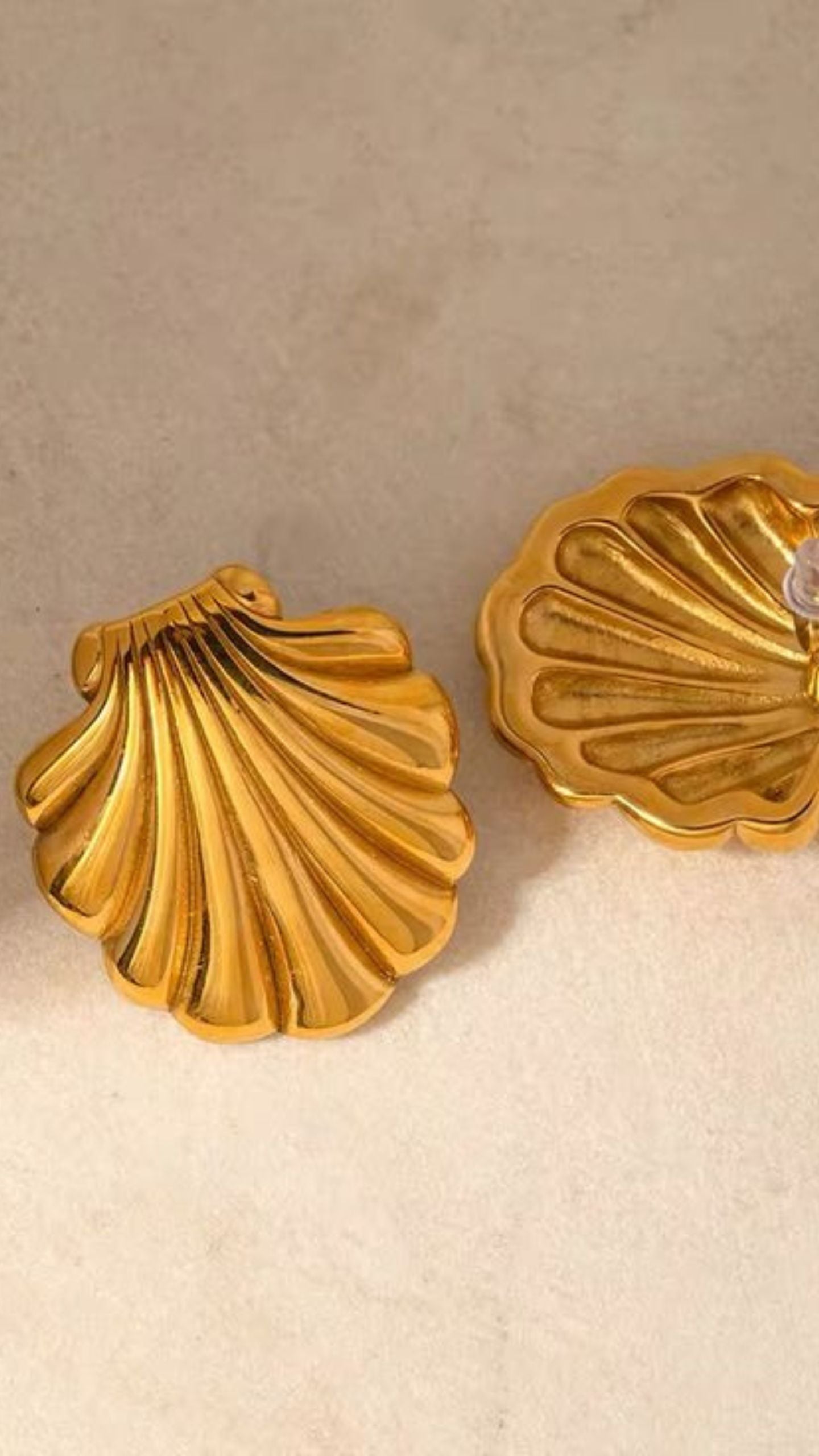 Chunky Shell Earring